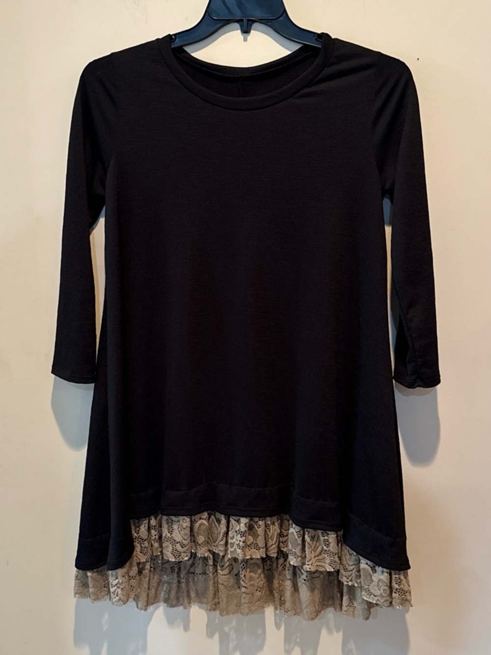 Black Lace-Hem Women's Tunic Top